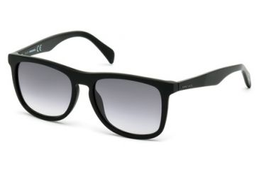Image of Diesel DL0162 Sunglasses - Matte Black Frame Color, Gradient Smoke Lens Color
