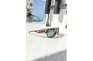 Image of Redfin Polarized Sanibel Sunglasses, Black Tortoise Frame, Shad Mirror Polarized Lens, One Size, 1405