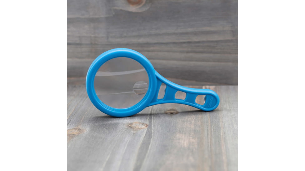 Carson Optical MagnetMag Handheld Magnifier w/ Magnetic Handle, Blue, Purple, Green, Gray, 2.3 in x 0.4 in x 4.6 in, DX-50AS