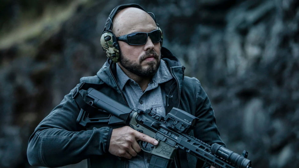 STNGR Ridge Ballistic Sunglasses, Matte Black/Smoke, Large/Extra Large, LC-43O4-RW0G